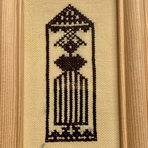 Needlepoint Pictures, set of 2 - Picture 4 of 8